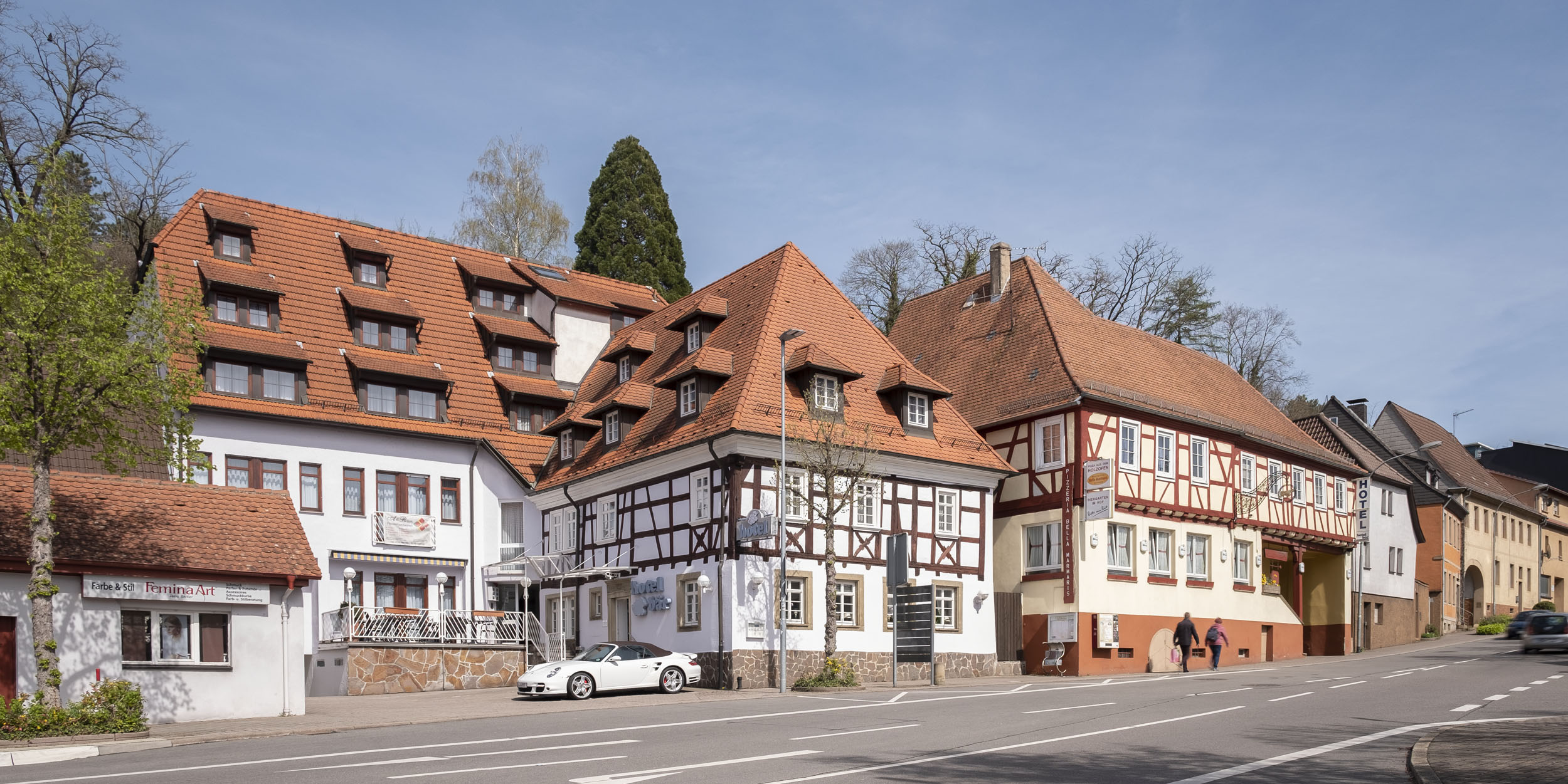 Außenansicht Hotel Bär in Sinsheim